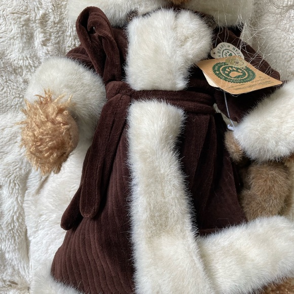 NIB Boyds Mohair Bear Vintage 2000 Omega T Legacy with baby Alpha and timepiece - Picture 8 of 13